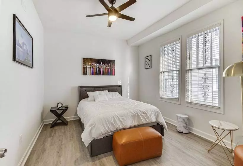 Stylish Home ~ 2 Mi To Jackson State & Belhaven!