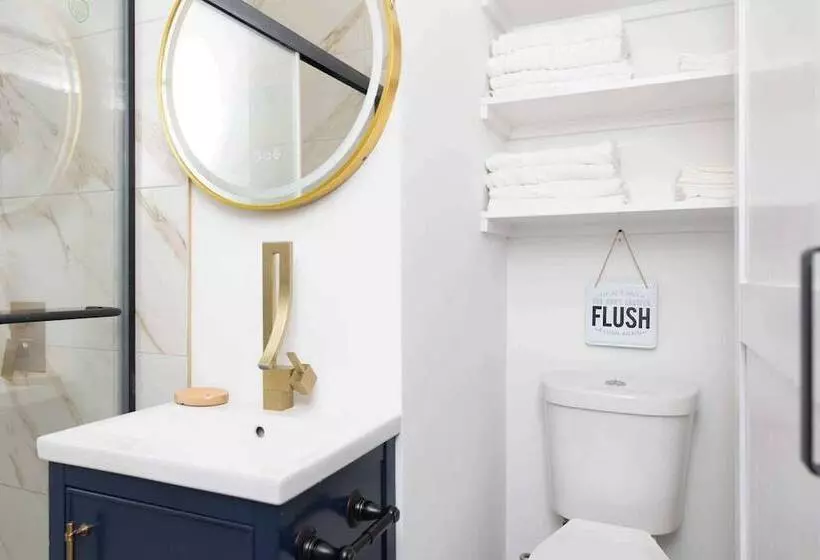 Stylish Home ~ 2 Mi To Jackson State & Belhaven!