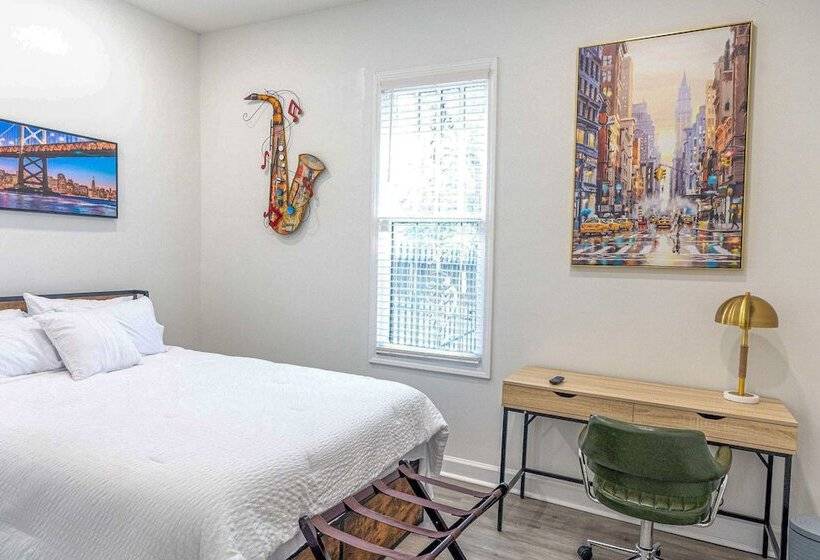 Stylish Home ~ 2 Mi To Jackson State & Belhaven!