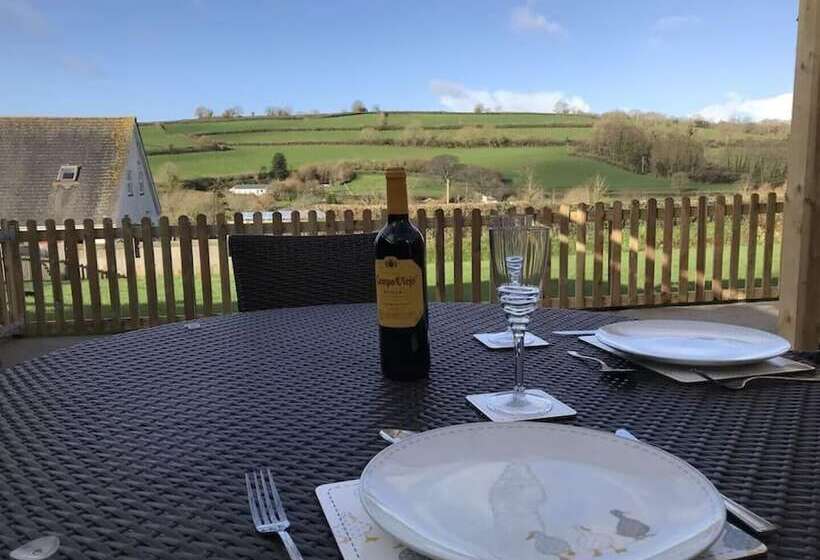 The Stables   Stokeinteignhead