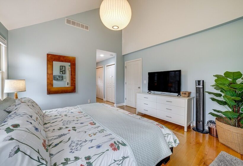 Union Pier Home W/ Outdoor Entertainment Spaces!