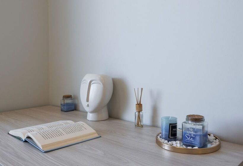 Alexia Seaview Apartments