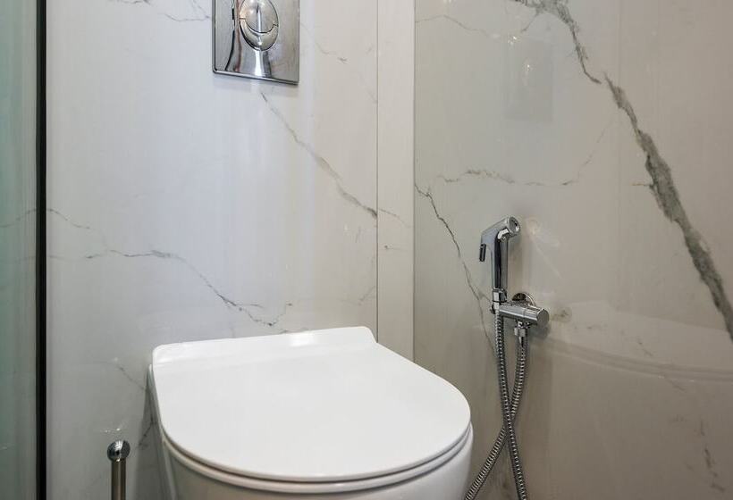 Alexia Seaview Apartments