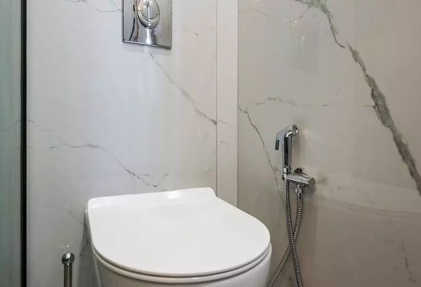 Alexia Seaview Apartments