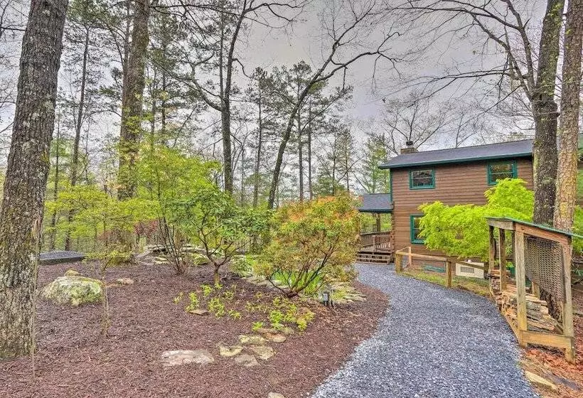 Blue Ridge Cabin W/ Hot Tub, Fire Pit, & Game Room