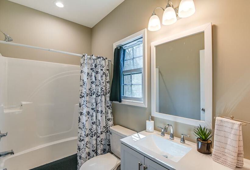 Bright Kingston Springs Home < 22 Mi To Nashville