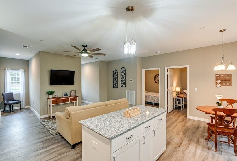 Bright Kingston Springs Home < 22 Mi To Nashville