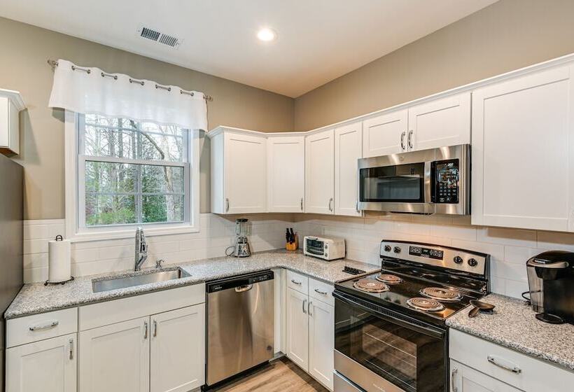 Bright Kingston Springs Home < 22 Mi To Nashville