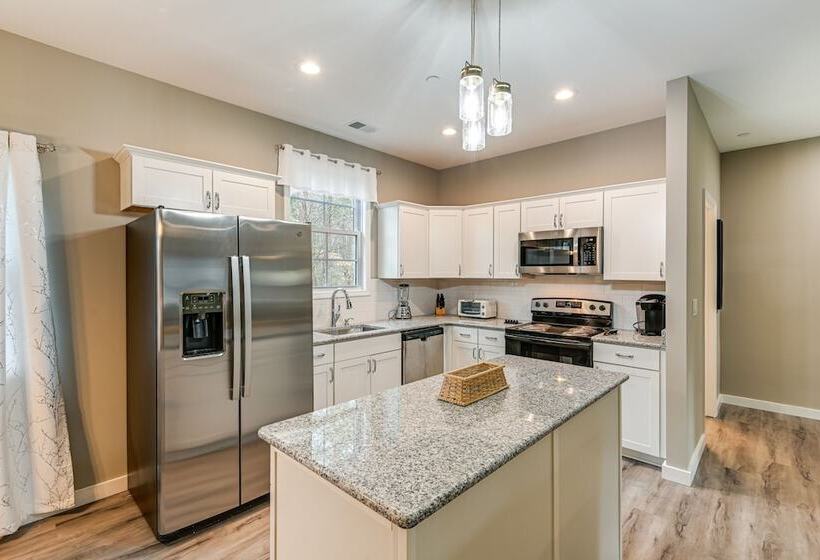 Bright Kingston Springs Home < 22 Mi To Nashville