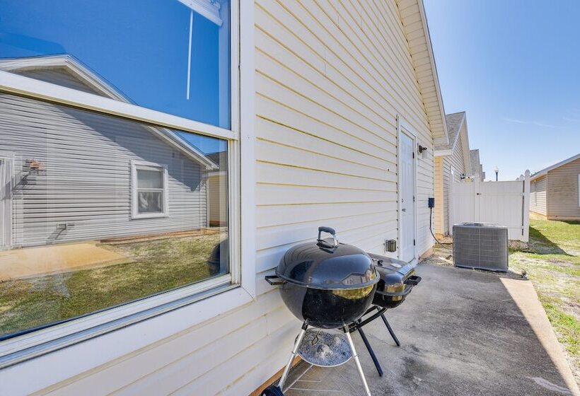 Charming Pcb Home ~ 1 Mi To Beach Access!