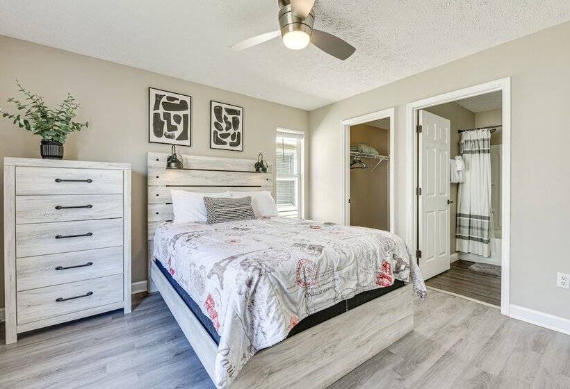 Charming Pcb Home ~ 1 Mi To Beach Access!