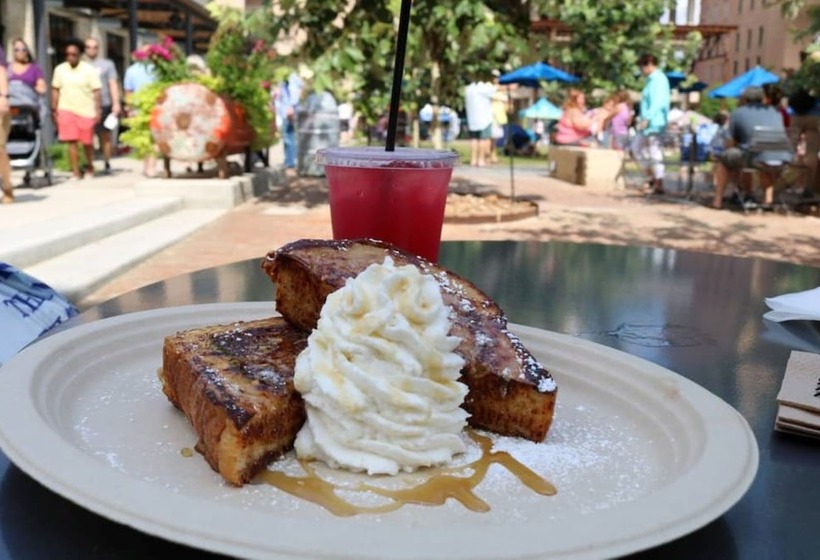 Charming Walkable 4 Br/2.5 Ba Near Dtown Riverwalk