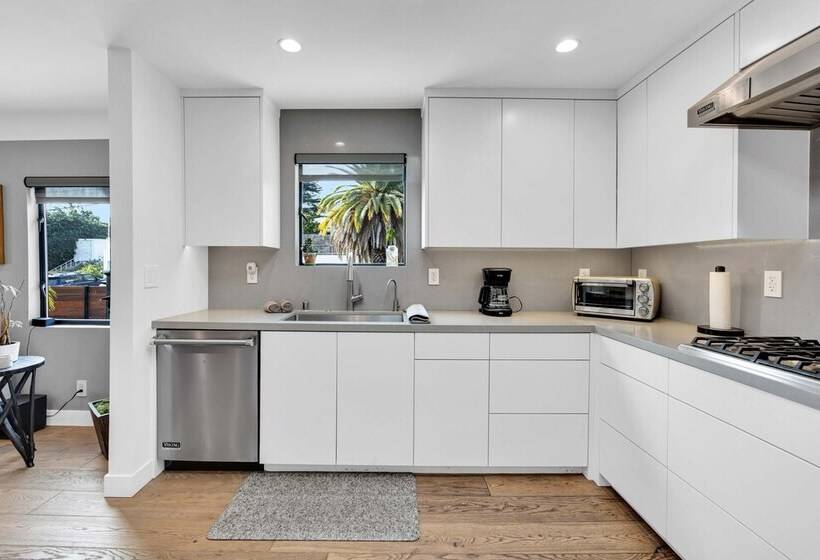 City Living By Avantstay Large Outdoor Area