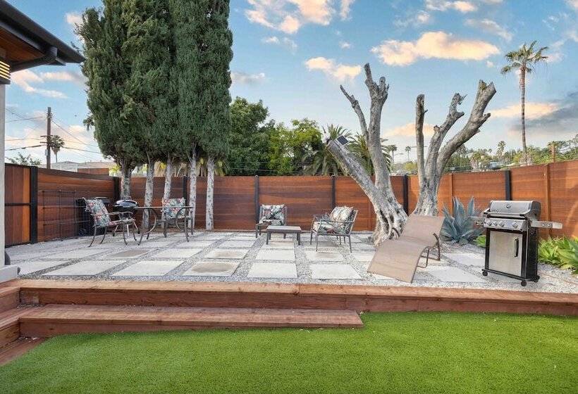 City Living By Avantstay Large Outdoor Area