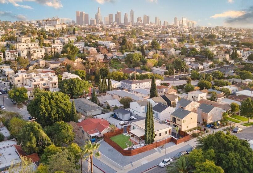 City Living By Avantstay Large Outdoor Area