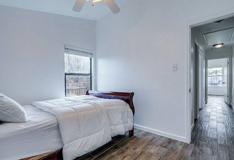 Pet Friendly Round Rock Home W/ Fenced Yard!