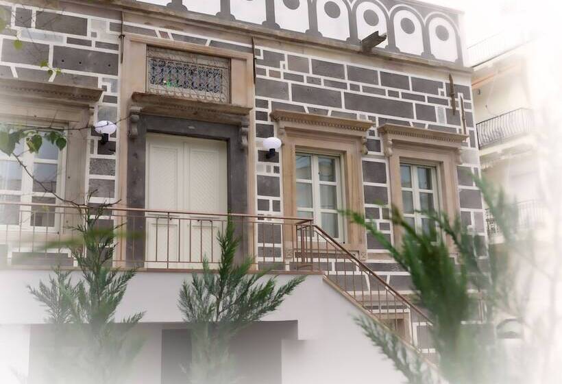 Giustiniani Apartments