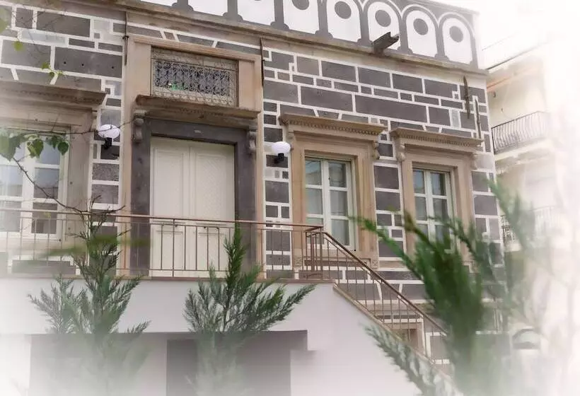 Giustiniani Apartments