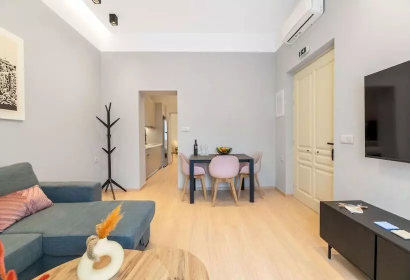 Giustiniani Apartments