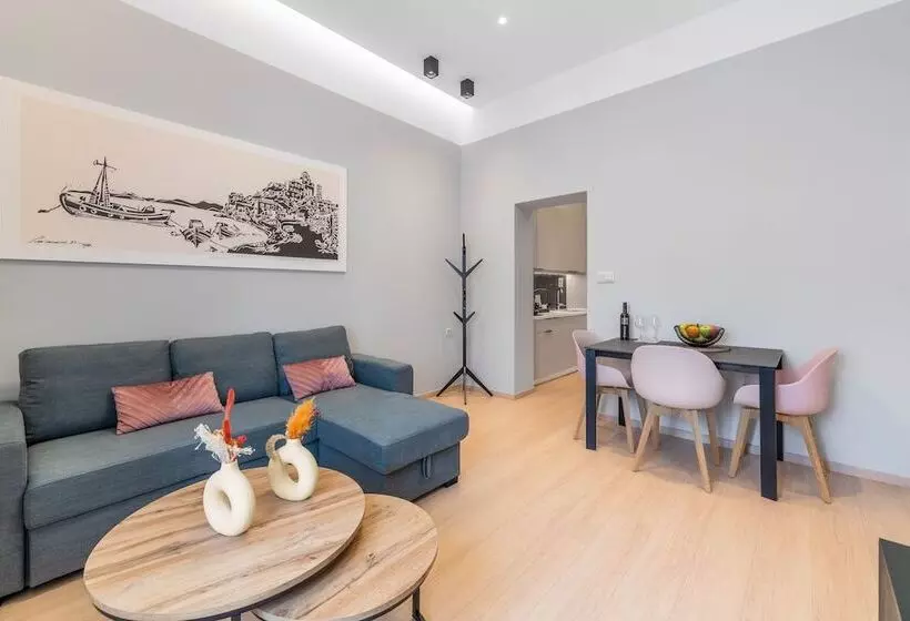 Giustiniani Apartments