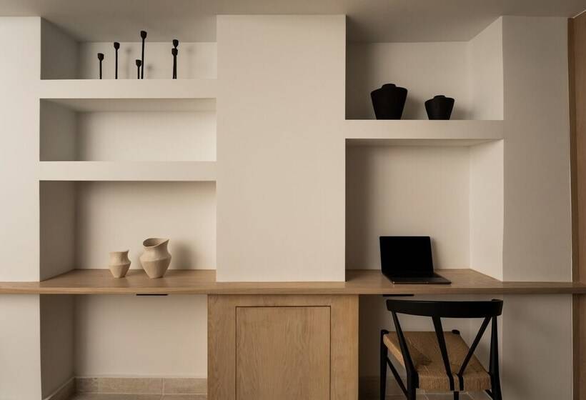 Отель Cortiletto Timeless Suites