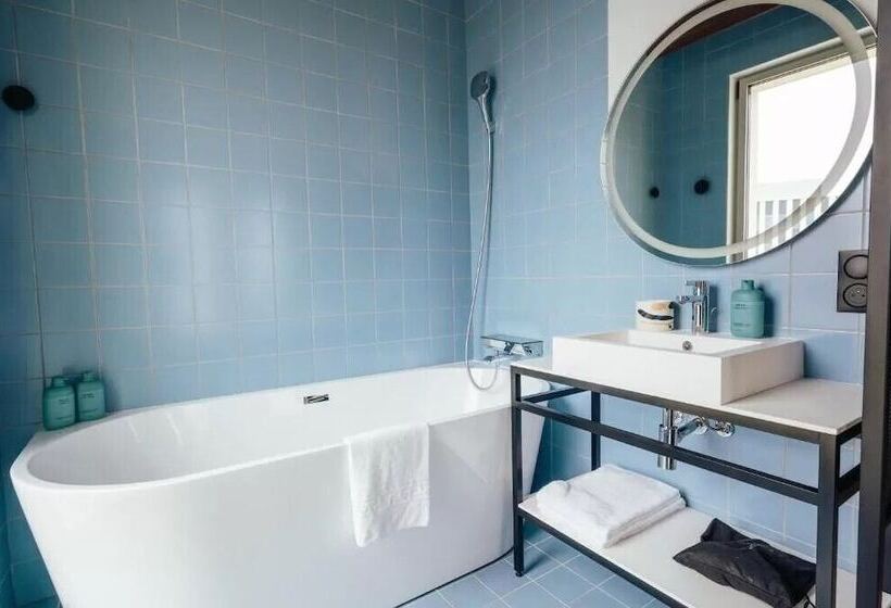 هتل Jost Hôtel Lille Centre