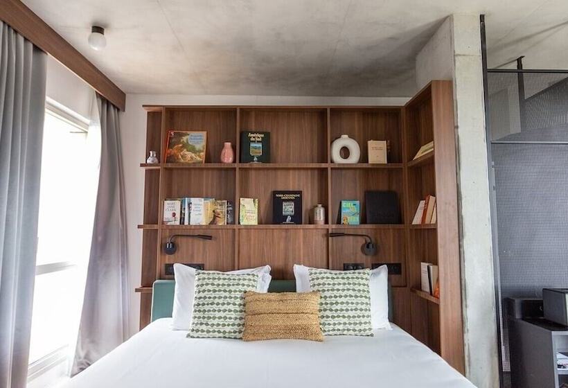 هتل Jost Hôtel Lille Centre