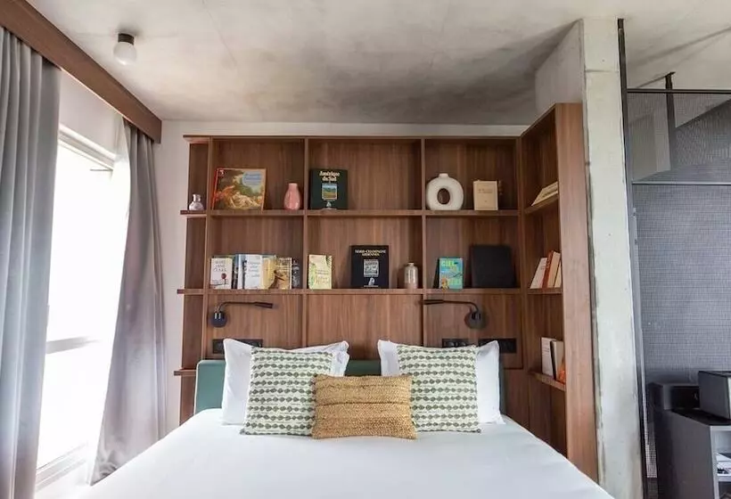 هتل Jost Hôtel Lille Centre