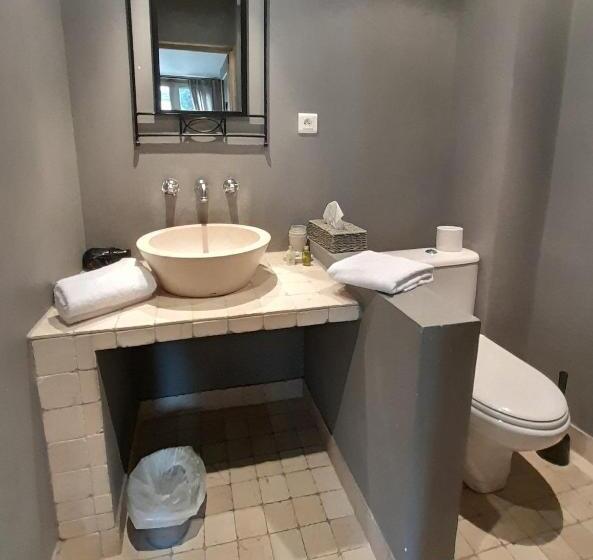 ホテル Les Jardins De La Tour