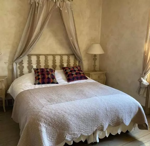 Hotelli Les Jardins De La Tour