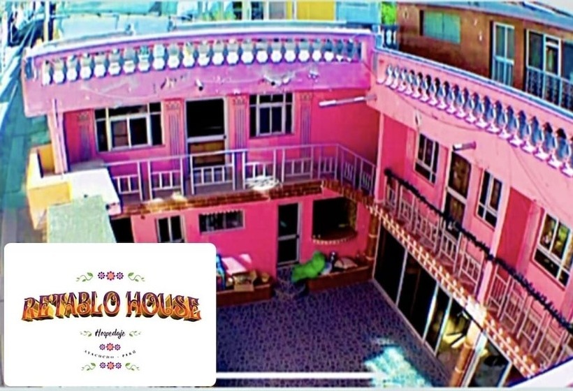 ホテル Retablo House