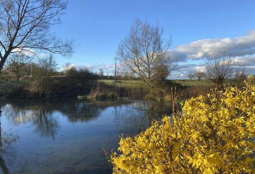 فندق ريفى Oak Barn In The Cotswolds Near Moreton In Marsh