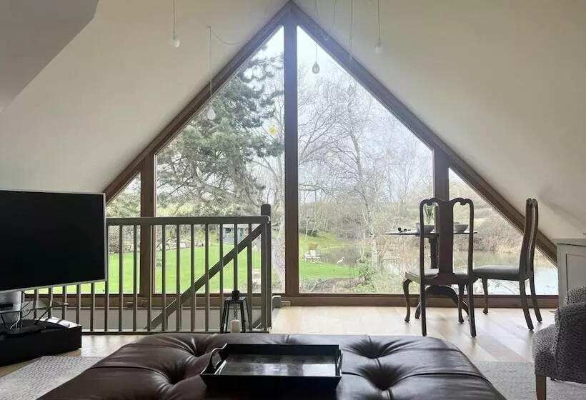 Maaseutuhotelli Oak Barn In The Cotswolds Near Moreton In Marsh