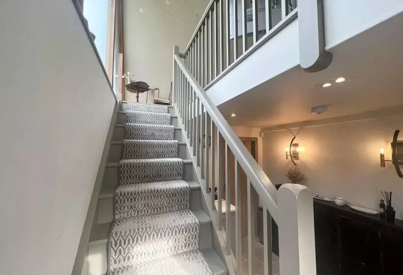 Maaseutuhotelli Oak Barn In The Cotswolds Near Moreton In Marsh