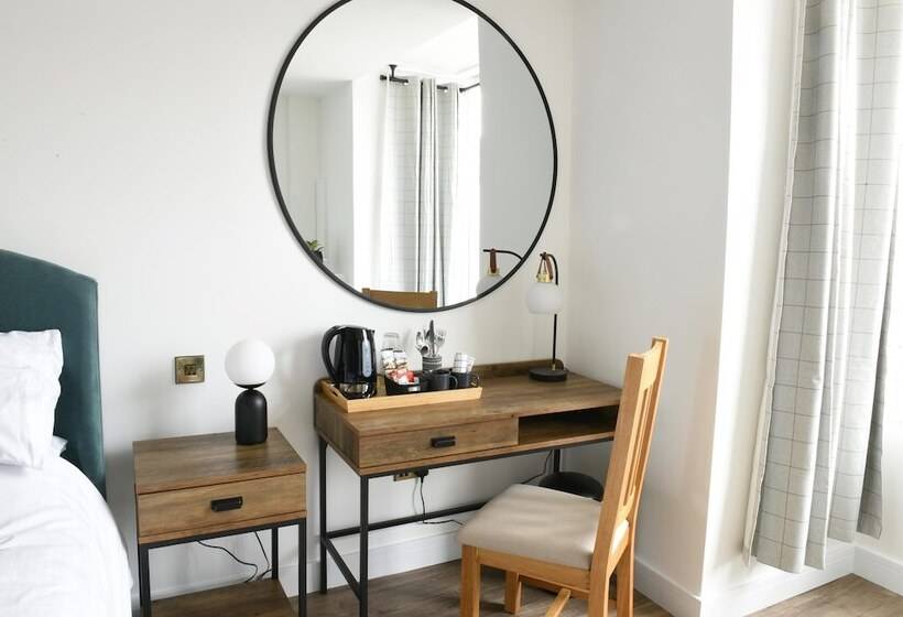 ホテル Station Road