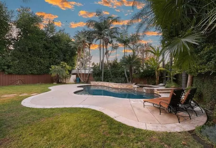 La Magnolia By Avantstay Luxe Villa + Pool, Spa