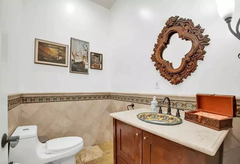 La Magnolia By Avantstay Luxe Villa + Pool, Spa