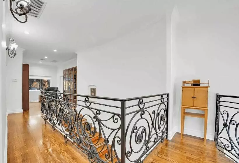 La Magnolia By Avantstay Luxe Villa + Pool, Spa