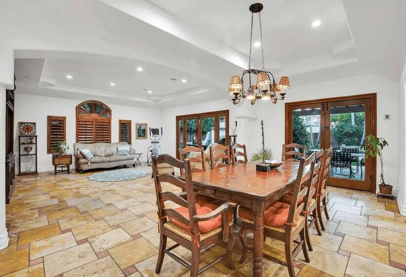 La Magnolia By Avantstay Luxe Villa + Pool, Spa