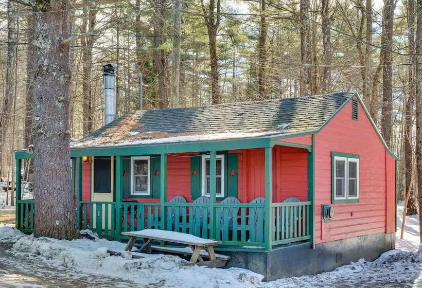 Laconia Cabin W/ Grill: 2 Mi To Weirs Beach!