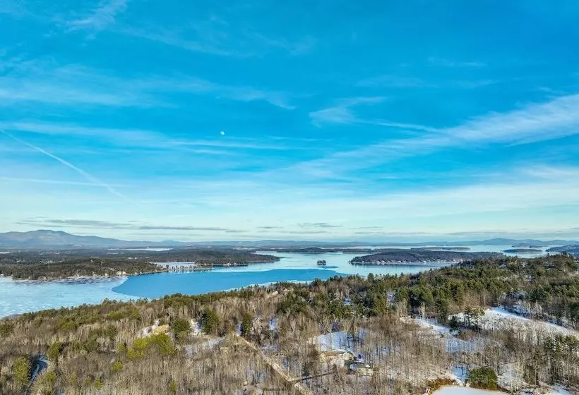 Laconia Cabin W/ Grill: 2 Mi To Weirs Beach!