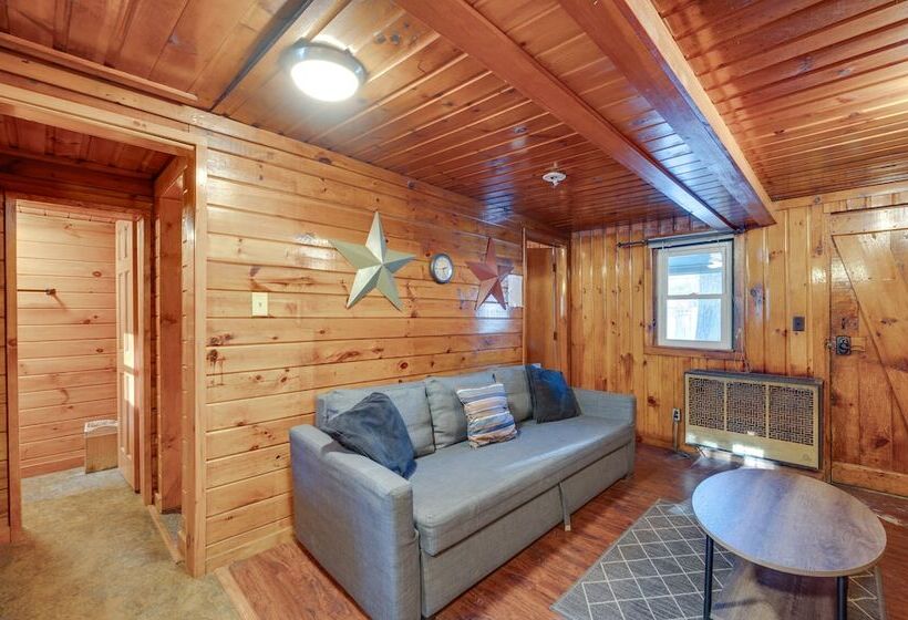 Laconia Cabin W/ Grill: 2 Mi To Weirs Beach!