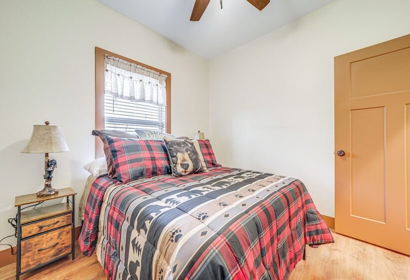 Maggie Valley Resort Home: Fire Pit, Pool & Stream