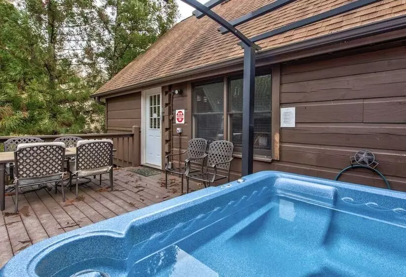 Mariettas Dream 2br In Mountains W/ Hot Tub!