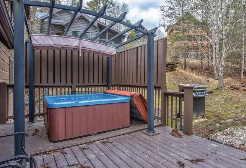 Mariettas Dream 2br In Mountains W/ Hot Tub!