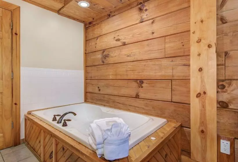 Mariettas Dream 2br In Mountains W/ Hot Tub!