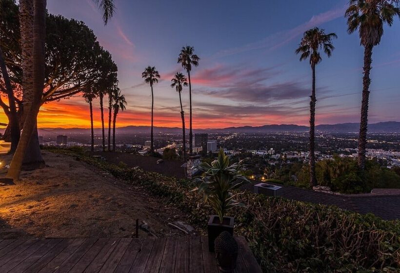 Oak Hills By Avantstay Panoramic View, Pool, Spa