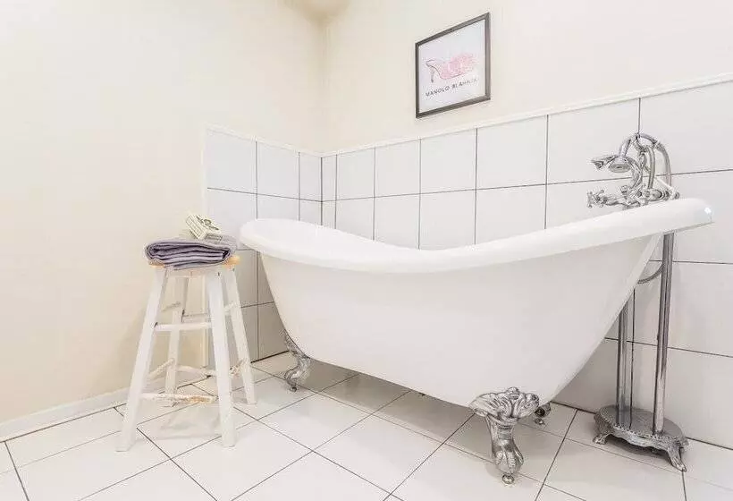 Oak Hills By Avantstay Panoramic View, Pool, Spa