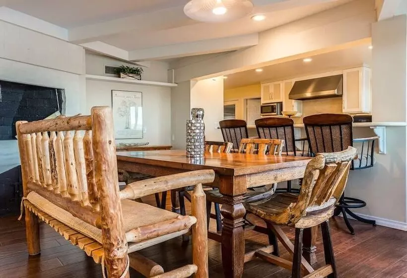 Oak Hills By Avantstay Panoramic View, Pool, Spa