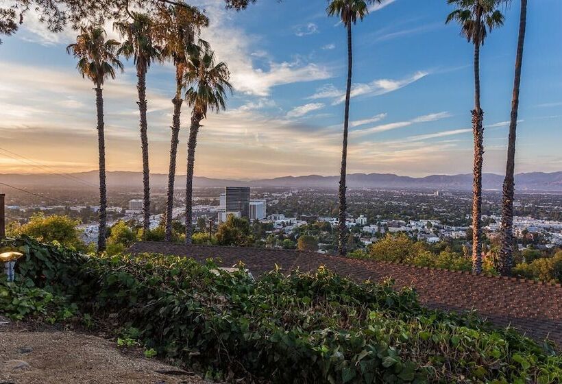 Oak Hills By Avantstay Panoramic View, Pool, Spa